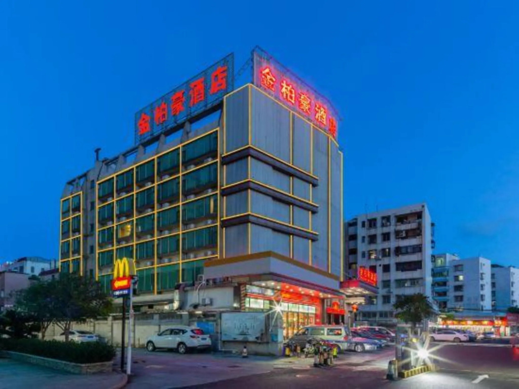 Dream Face Hotel