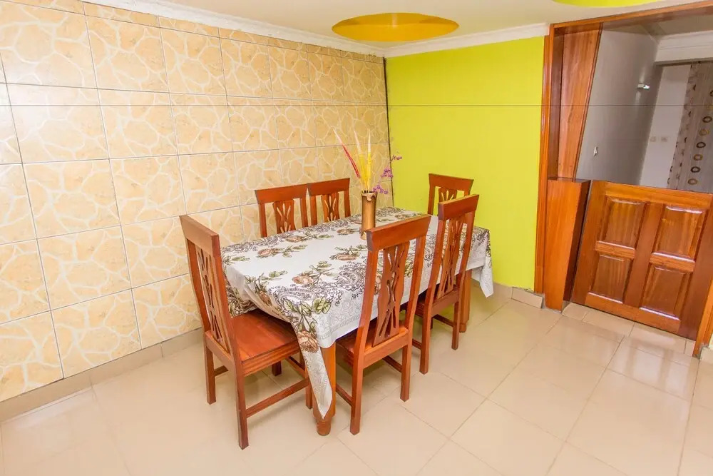 Iwacu Guesthouse