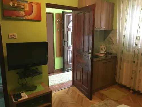 Bjelica Apartments Kotor