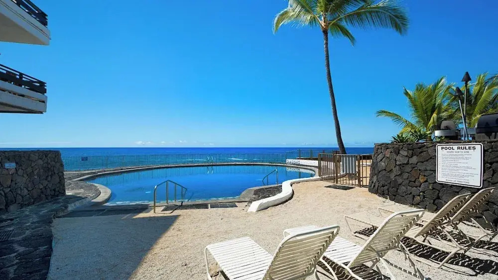 Steps to the Ocean - Great Location -central AC - Vrkcv