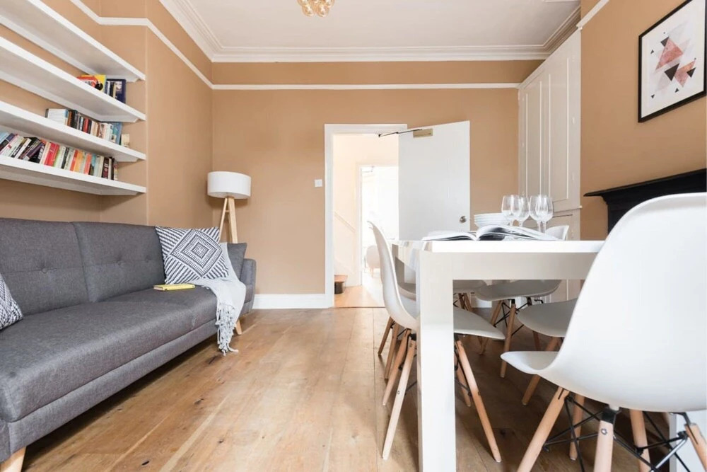 The Hive House - Large Light-flooded 6bdr Townhouse - Sleeps 13