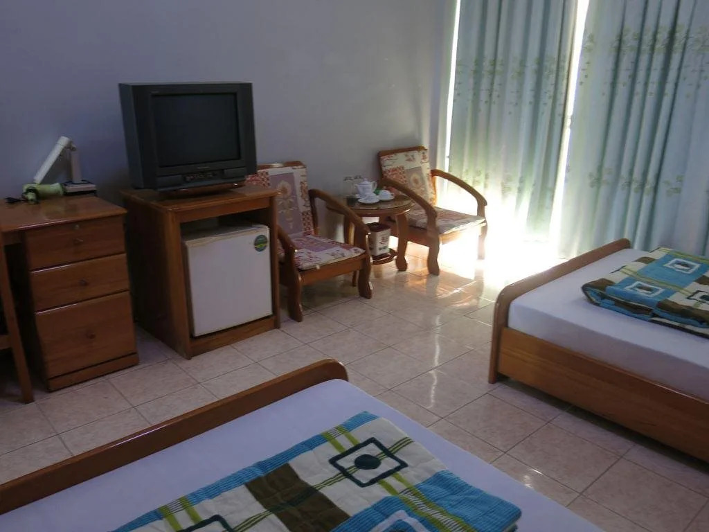 Nha Khach So 2 Guest House
