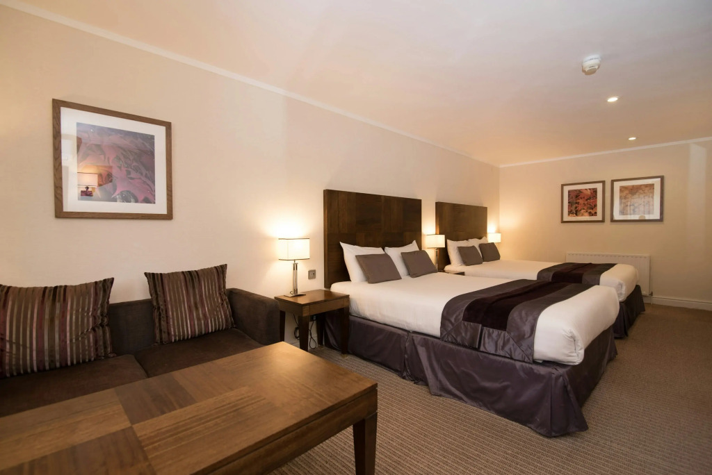 Regency Park Hotel