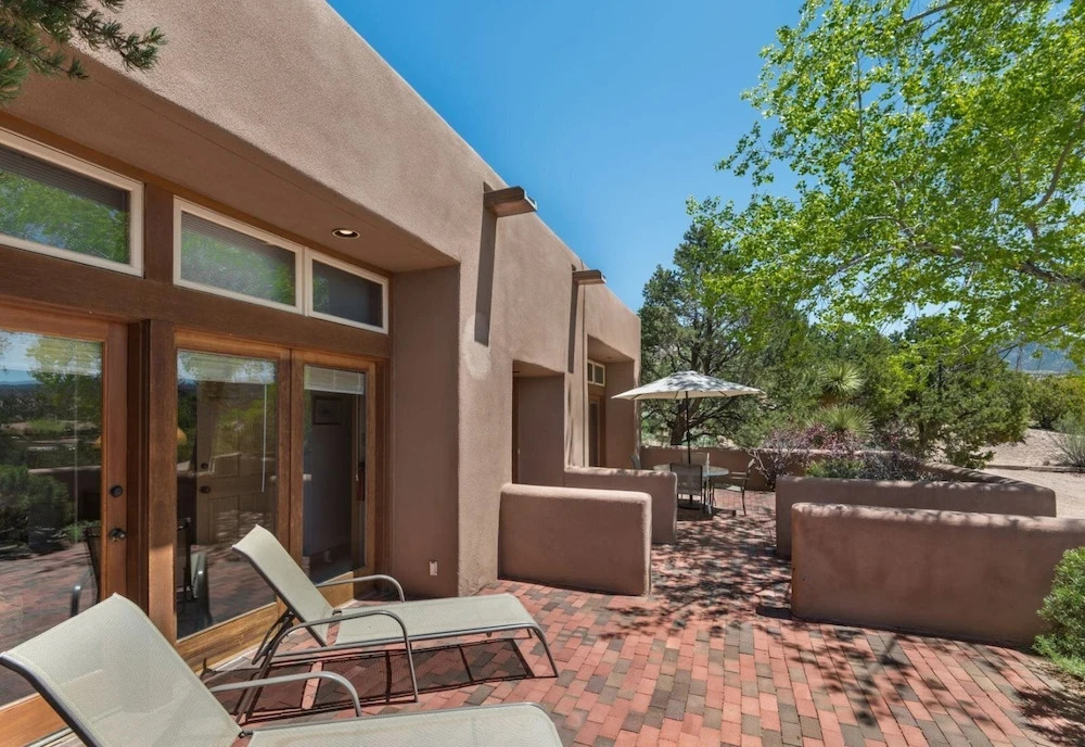 2bd Acoma