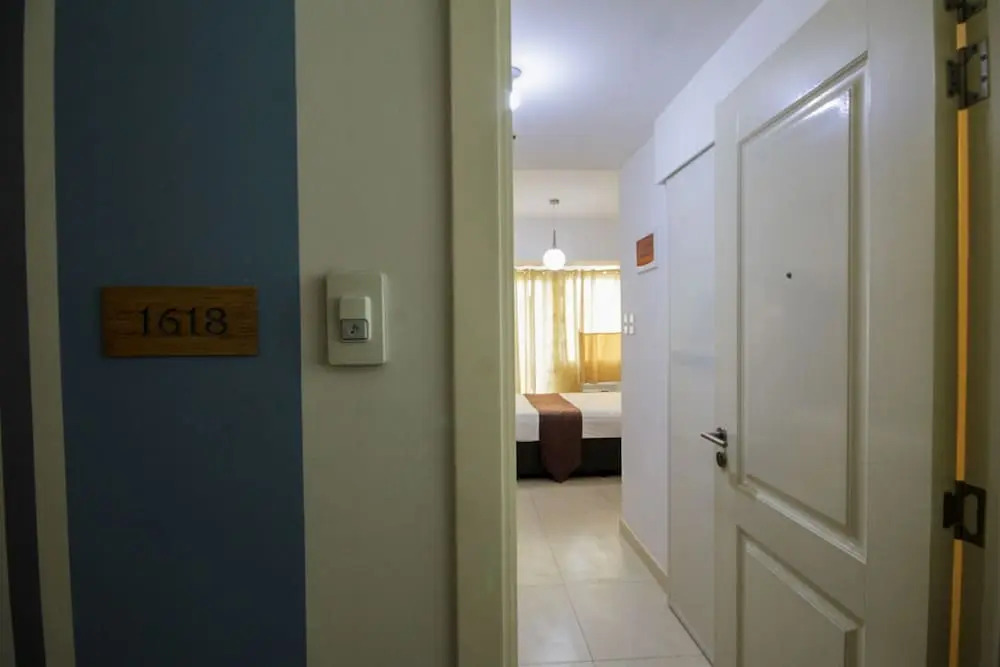 Acellynes Suites at The Residences at Commonwealth by Century
