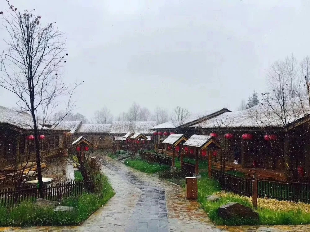Changbaishan Luneng Resort Timberwood Lodge