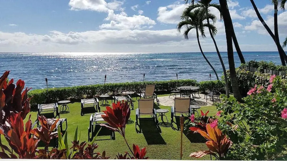 Diamond Head Beach Hotel 805