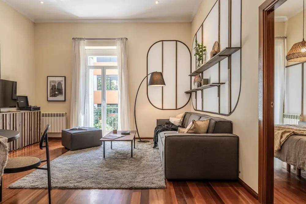 Uzer - 2 Bedrooms in Recoletos