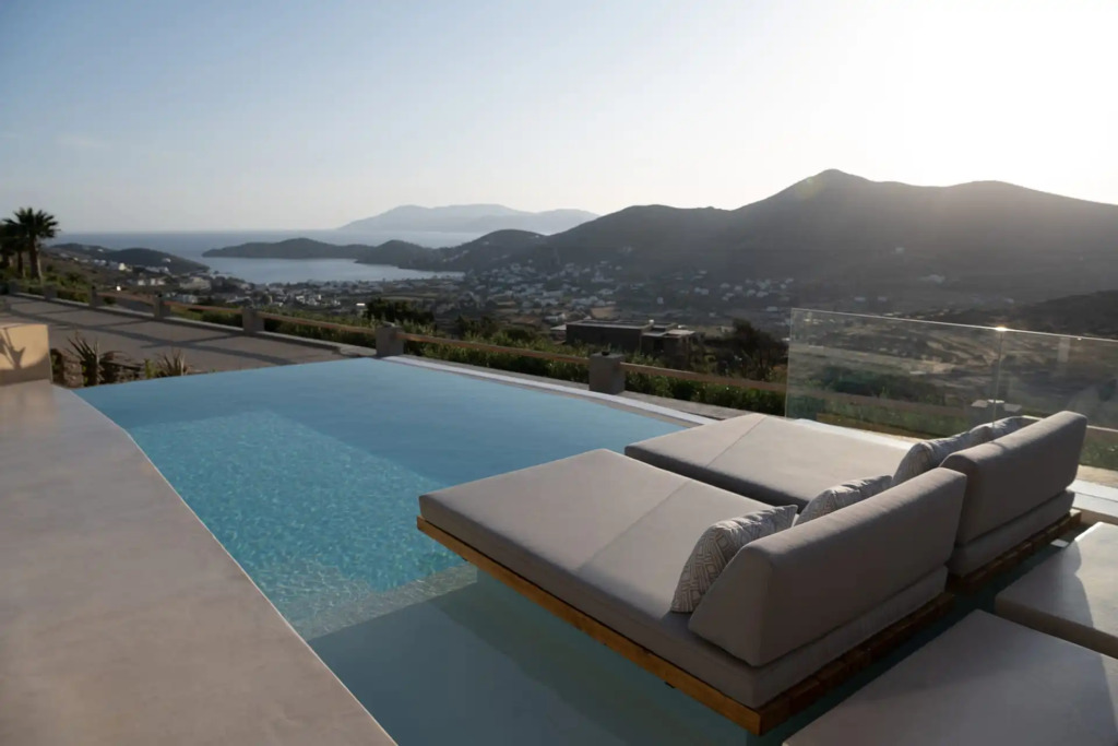 Youtopia Ios Luxury Villas & Suite