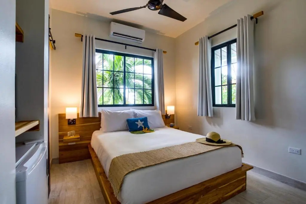 The Sea Glass Inn