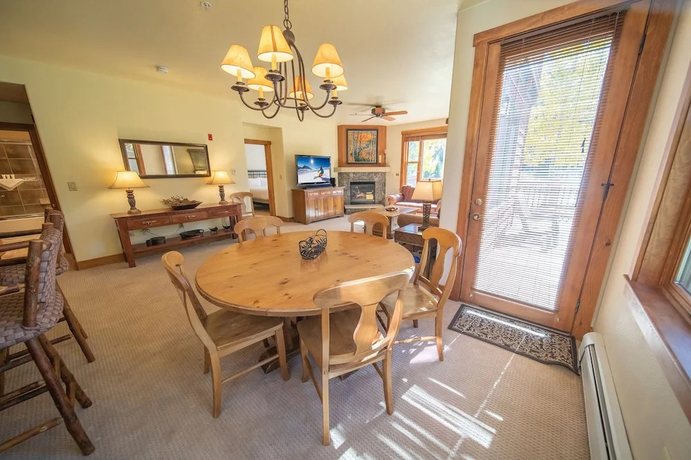 Red Hawk Townhomes 2345