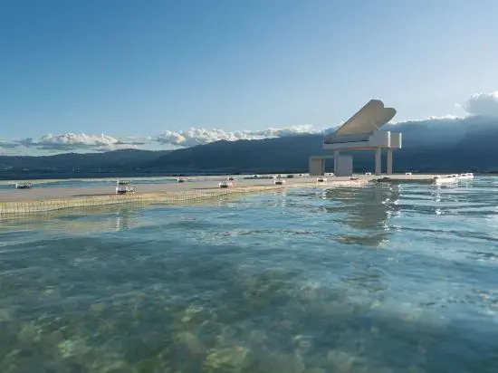 Dali Guyue Tingfeng Seaview Hote