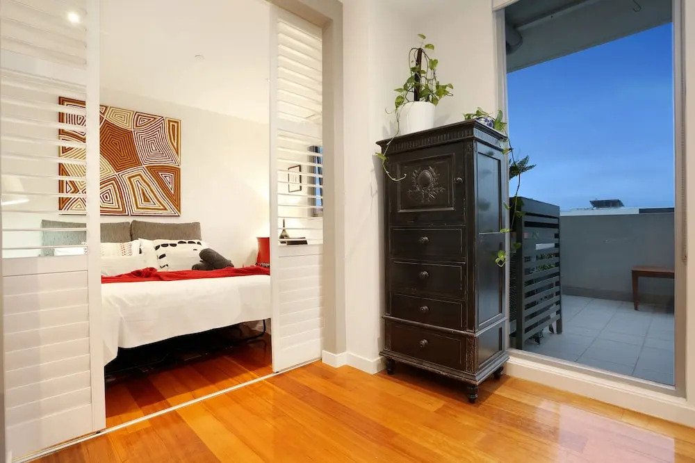 Essendon Sub-Penthouse on Napier