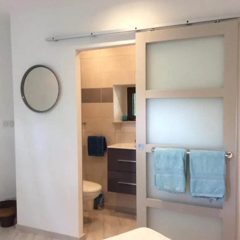 La Tour Hexagonale for 2 with shared pool