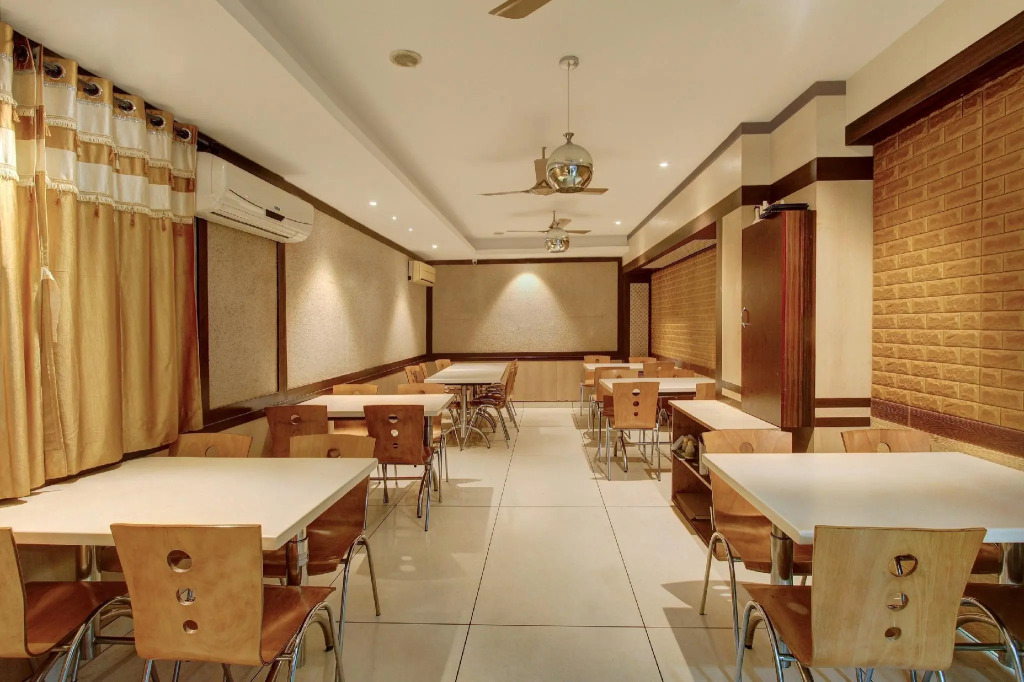 Townhouse 947 Hotel Tiruchendur Mani Iyer