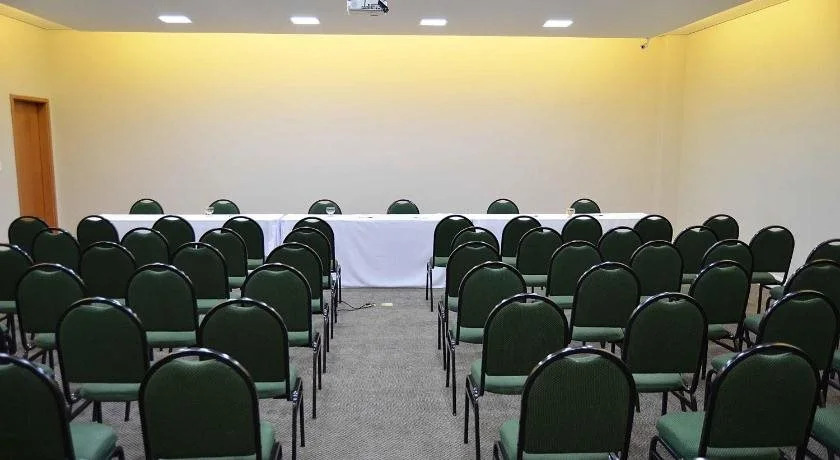 Hotel Matão Othon Suites