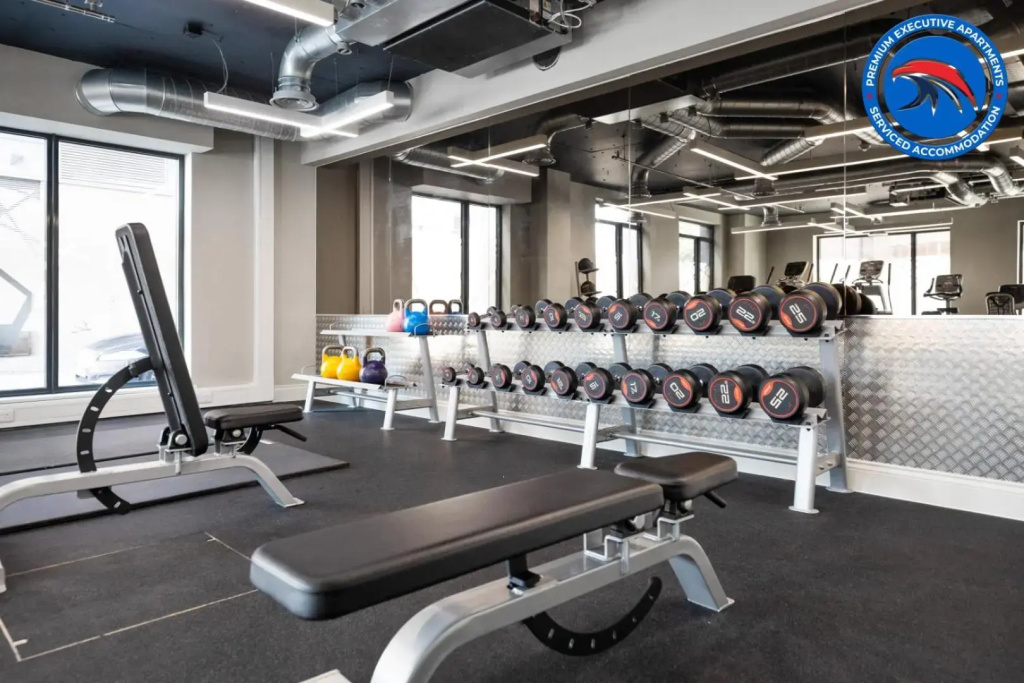 50 PERCENT OFF - Perfect for Long Stays - For Business, Professionals , Relocations & Families I Gym I Boardroom I Cinema I WIFI - Book today 2 Bed at Premium Executive Serviced Apartment - St Martins Place