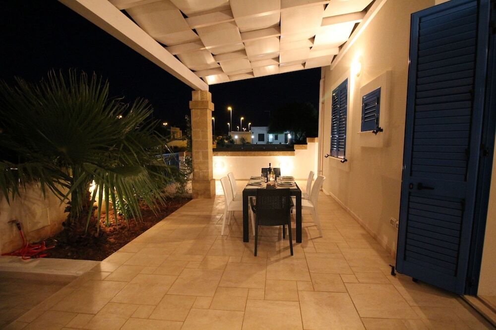 Blu Marini Apartments
