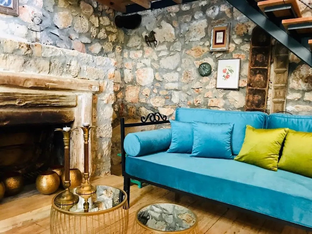Kale Lodge