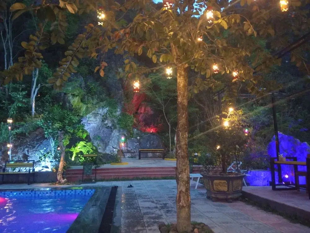 Song Toan Hotel