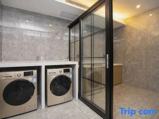 Qingmu Select Hotel (Nanjing Gaochun Subway Station Zhenxing Road)