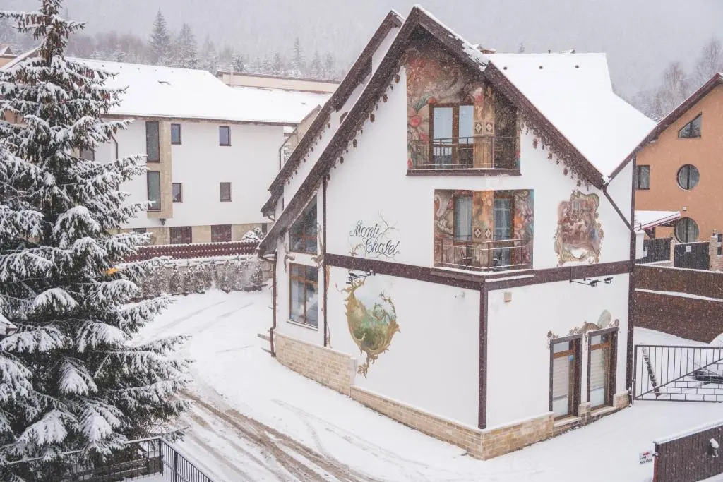 Monti Chalet