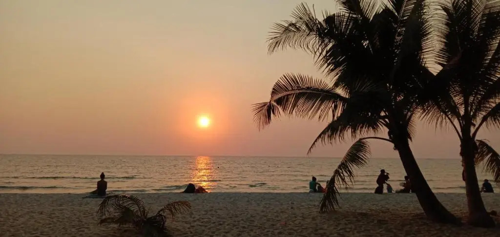 TA YAI HOMESTAY