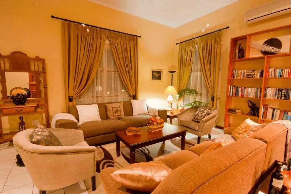 Loerie Lodge Guest Houses
