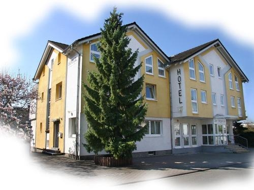 Gasthaus Pension Zur Bergstraße