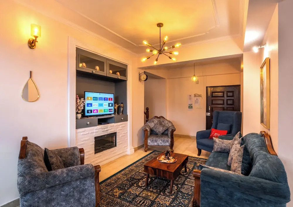The Sunset Abode Shimla 4BR Valley Views