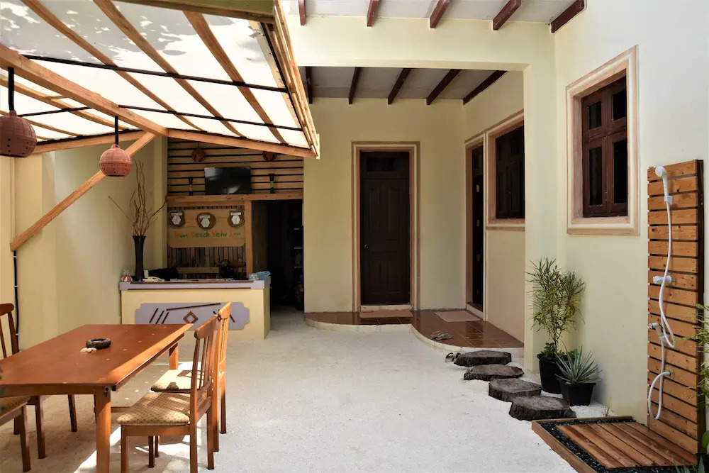 Отель Kuri Beach View Inn