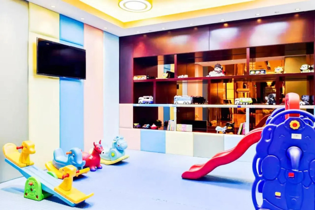 昆明呈贡南亚风情园豪生大酒店