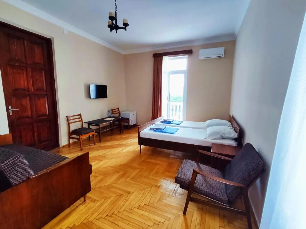 Guesthouse White Swan