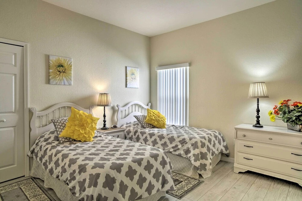Spacious Clermont Getaway ~ 10 Miles to Disney!
