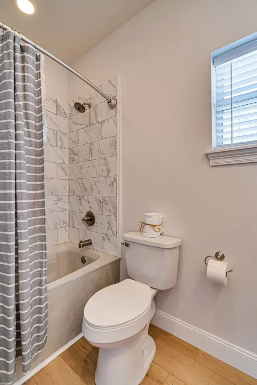 Magnolia Charms by Avantstay 2 Mins TO Beach Pet Friendly, BBQ & Balcony Views!