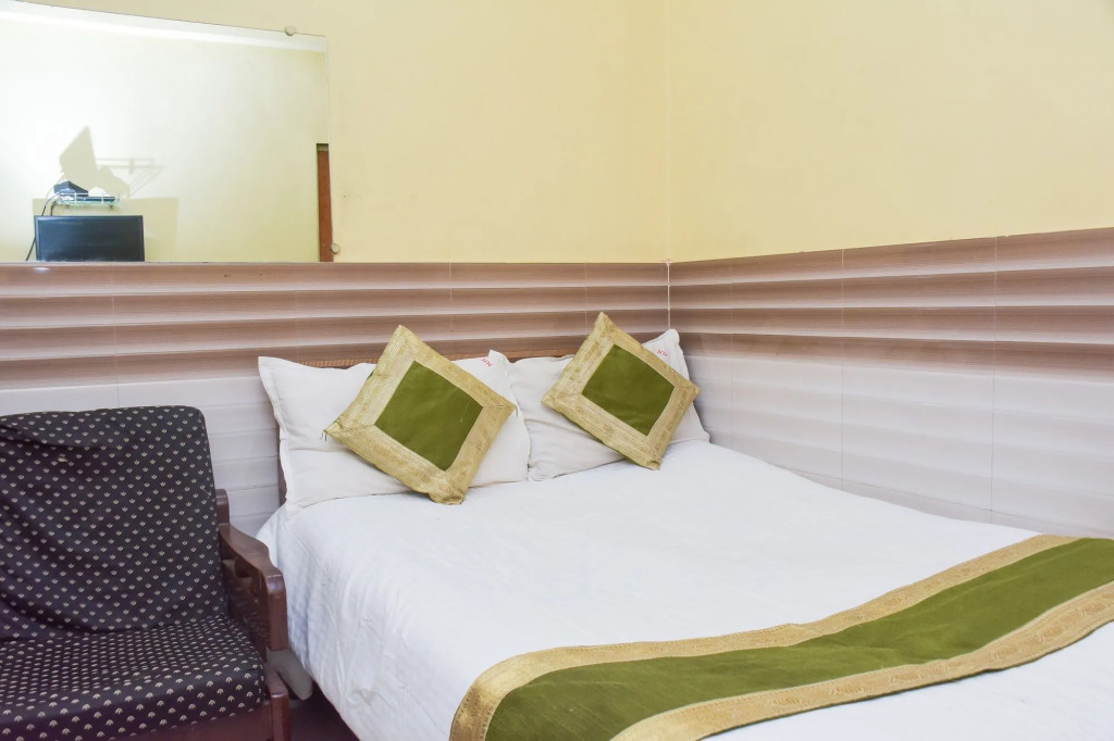 Hotel Nirmal Lodging