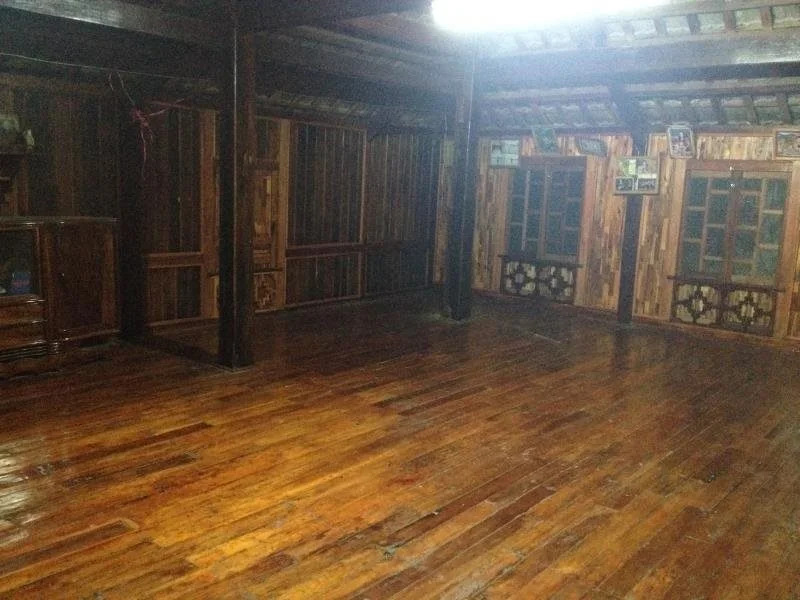 Hoa Ban Stilt House