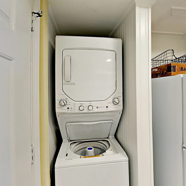 122 Sea Breeze - Sutdio Condo