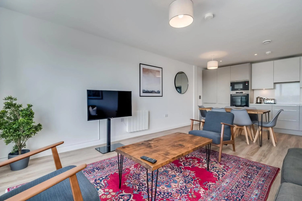 Modern Ground Floor Duplex Apartment