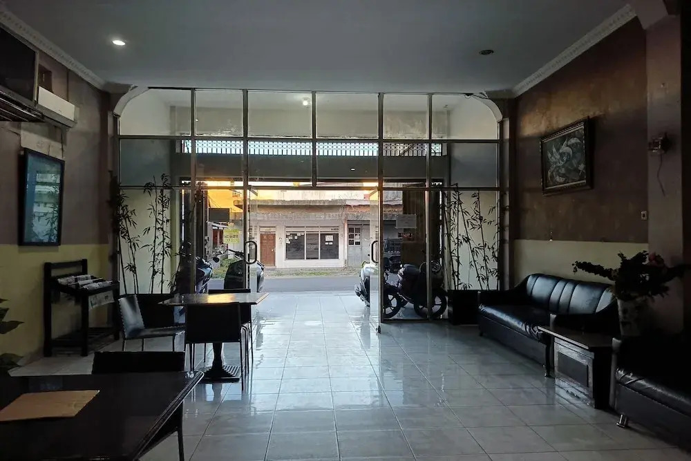 Hotel O Homestay Ananda Luwuk