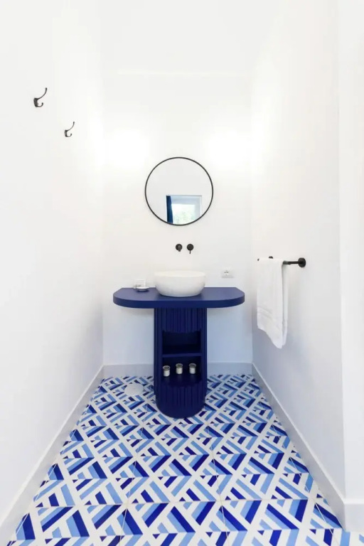 Elegant Villa In Anacapri | Infinity Pool & Design