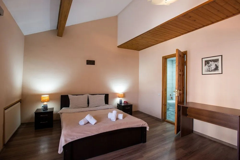 Hotel 38
