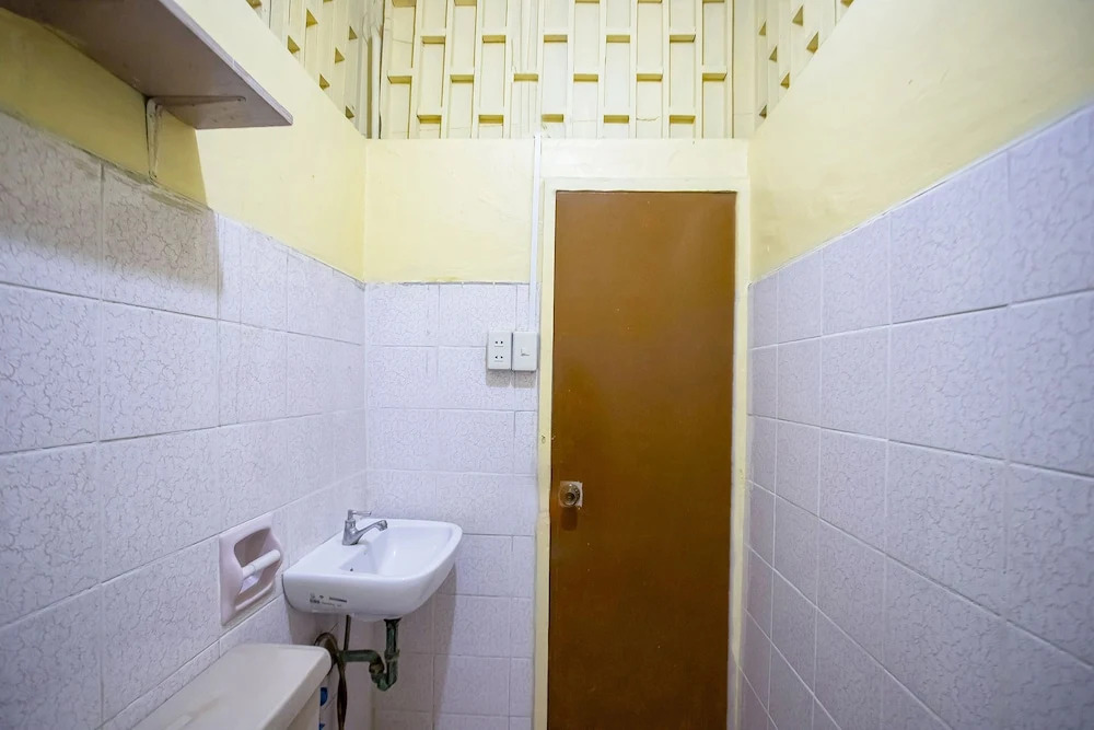 Mye Tourist Inn