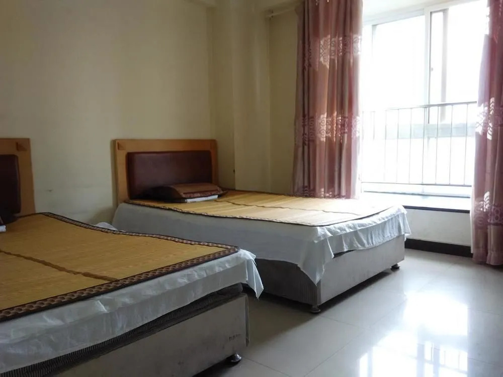 Jingyi Apartment