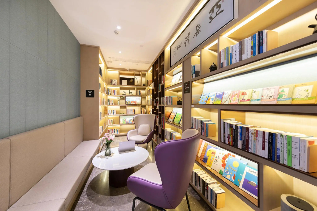 Nanchang High Tech Aixihu Atour Hotel