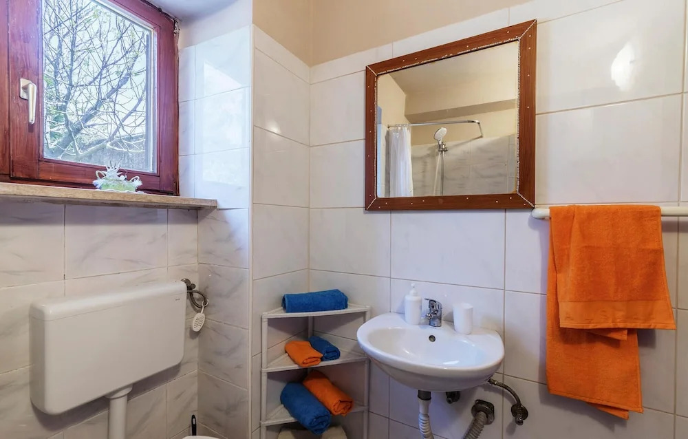 Two-Bedroom Holiday Home In Pula