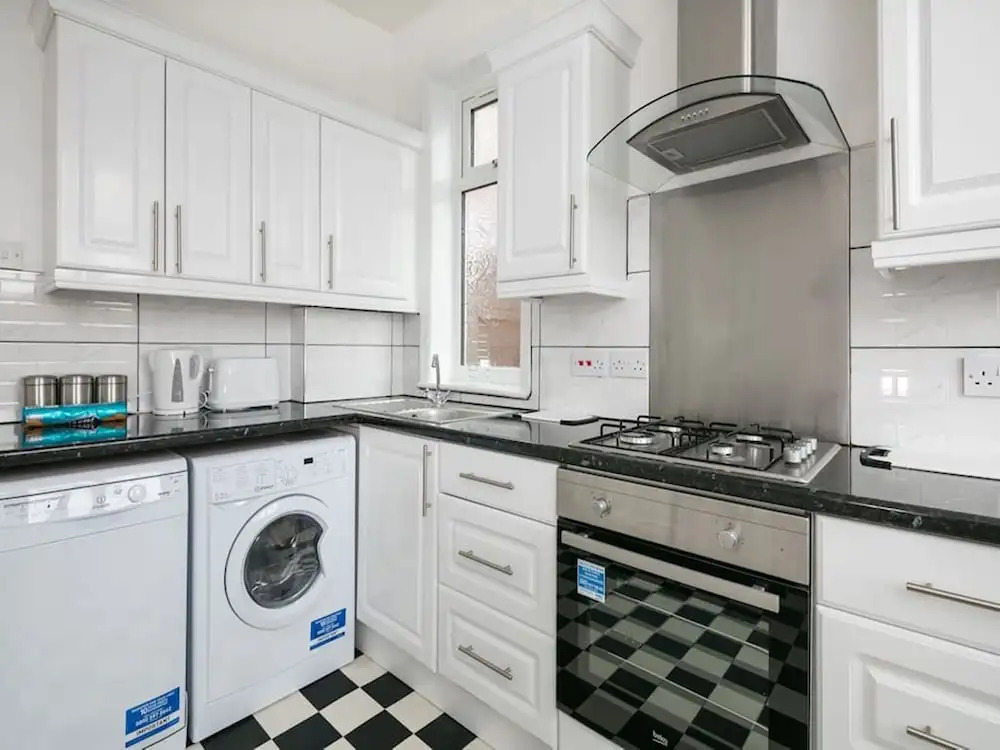 Shared Short Term South Manchester Accommodation