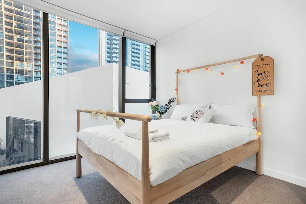 I02-china Town Luxury Service Apartment