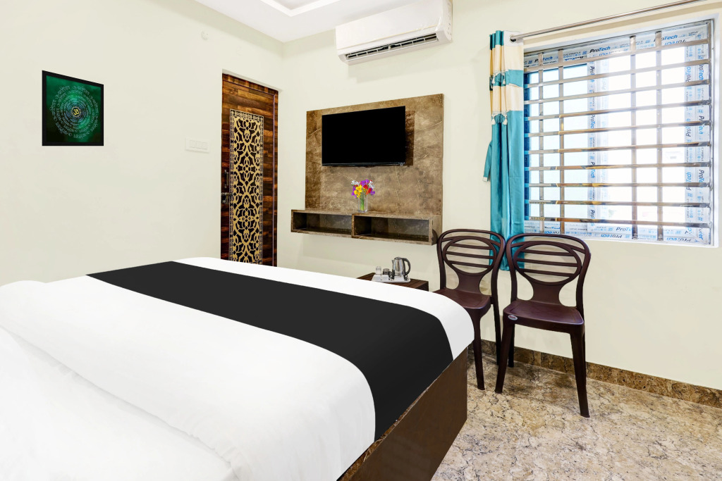Super Hotel O Vizianagaram Near Railway Station