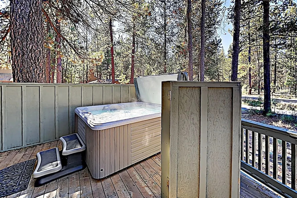 New Listing! All-season Haven - Hot Tub, Ping-pong 3 Bedroom Home